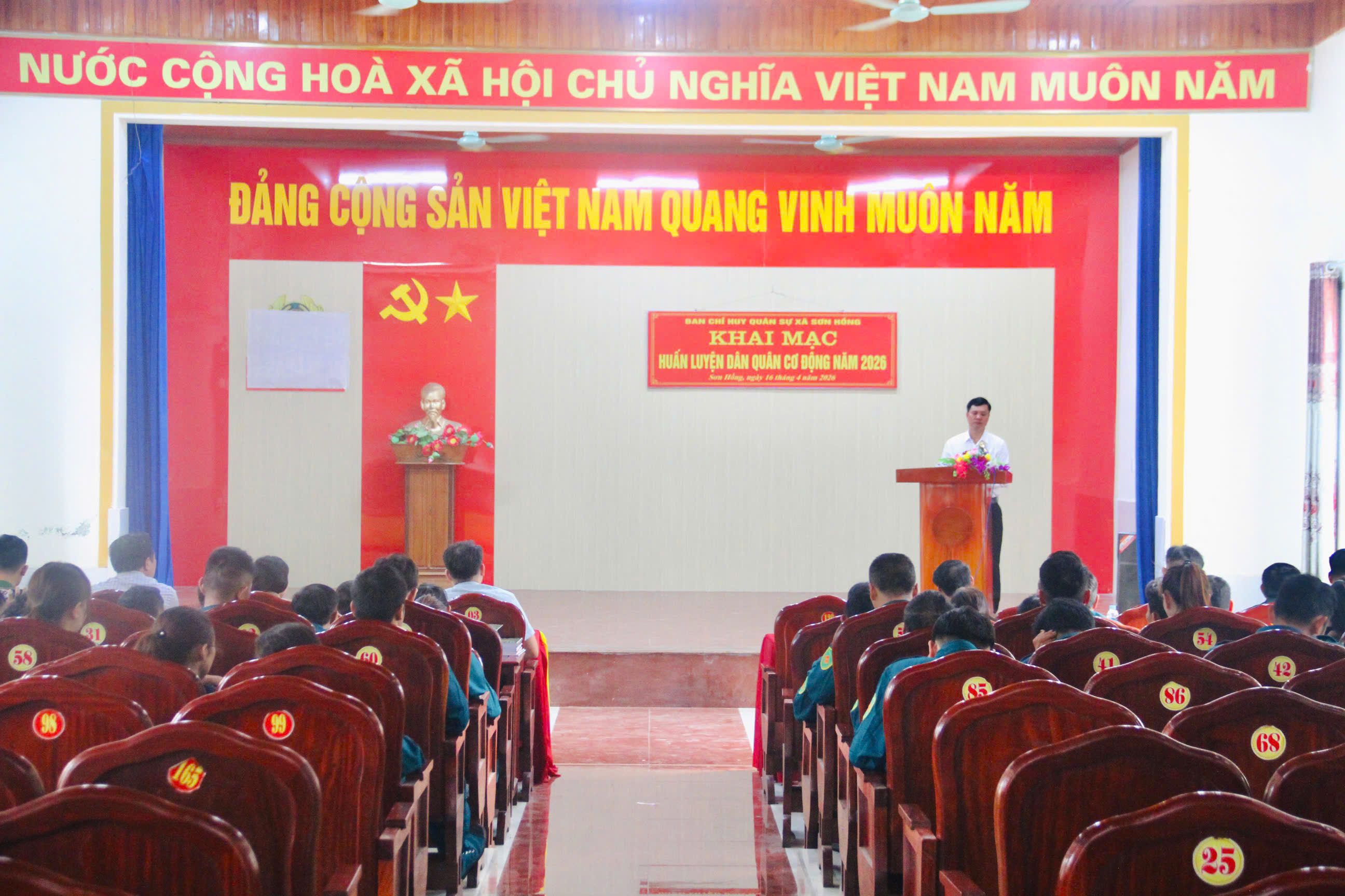 Nâng cao trình độ khả năng sẵn sàng chiến đấu cho lực lượng dân quân tự vệ xã Sơn Hồng