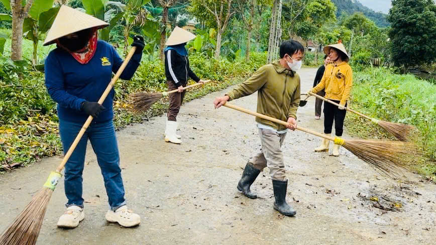 Xây dựng môi trường sáng - xanh - sạch - đẹp chuẩn bị cho ngày hội lớn của dân tộc