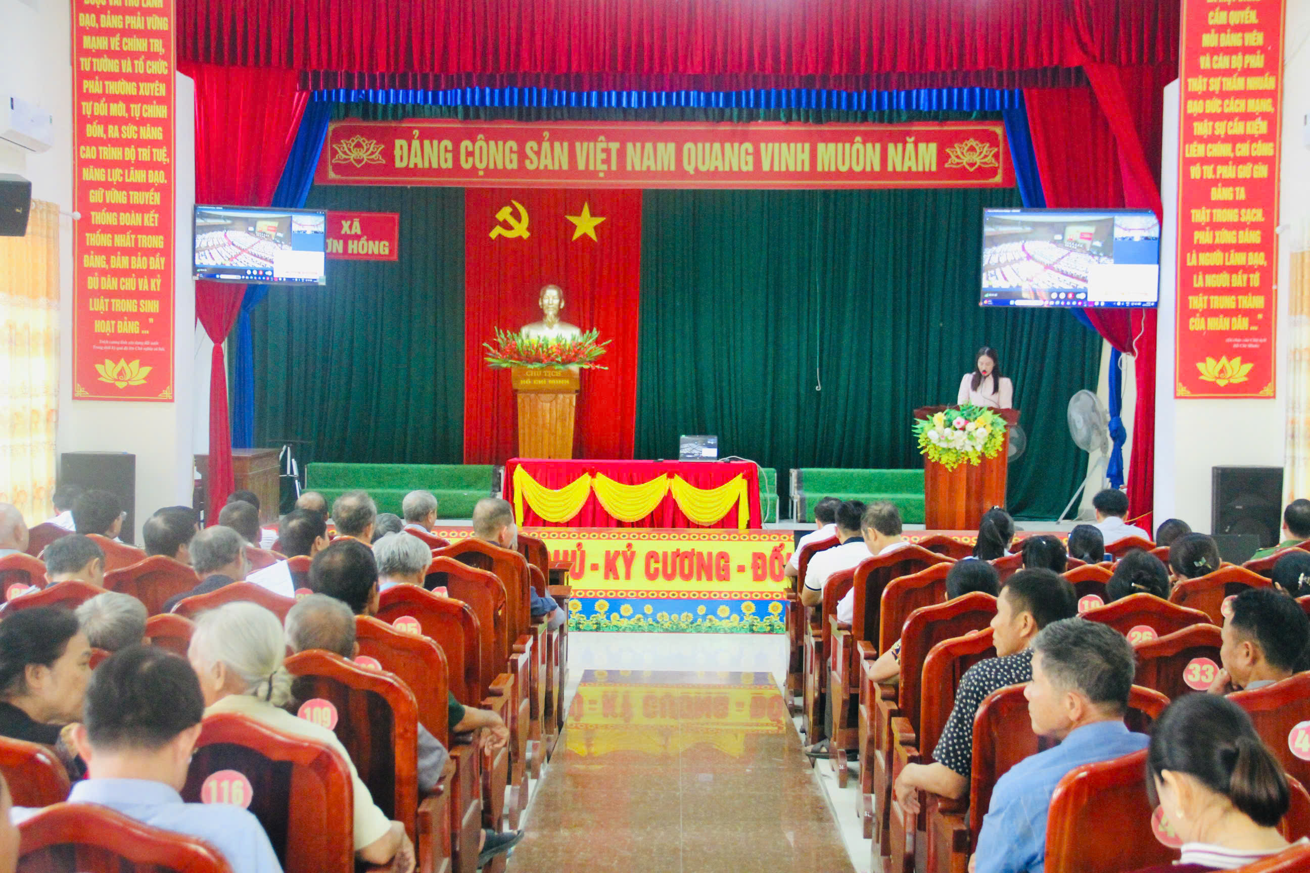 Xã Sơn Hồng kết nối trực tuyến học tập, quán triệt và triển khai thực hiện Nghị quyết Hội nghị lần thứ hai Ban Chấp hành Trung ương Đảng khóa XIV