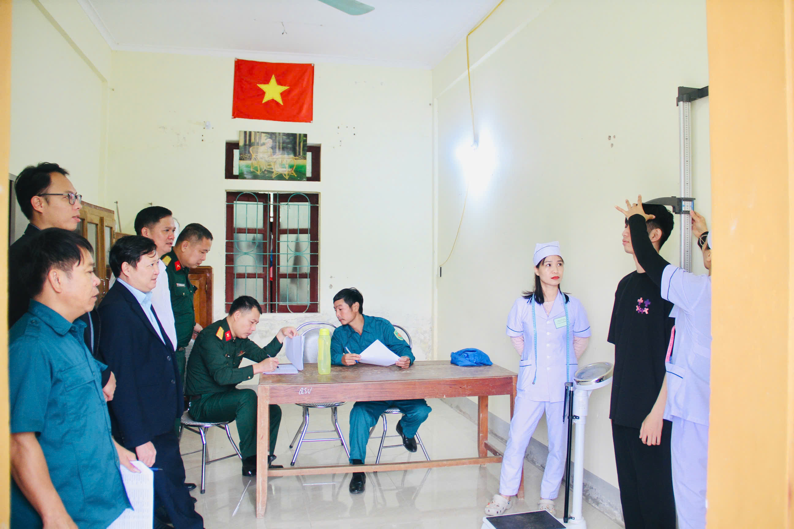 Xã Sơn Hồng sơ khám tuyển nghĩa vụ quân sự và công an Nhân dân năm 2026 